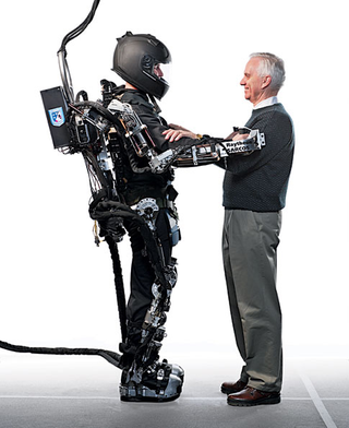 Illustration for article titled New Pictures of XOS Exoskeleton Send Sci-Fi Shivers Down Our Spines